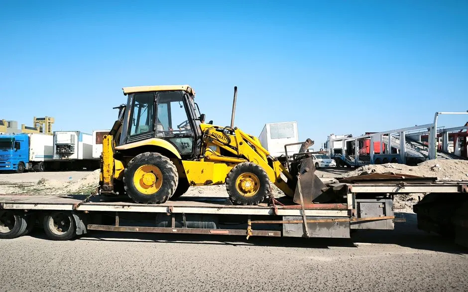 Thùng xe chở vật liệu xây dựng: chọn thùng lửng, ben hay bạt?