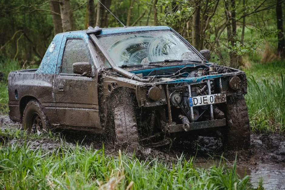 Cầu xe tải 4x2, 4x4, 6x4 là gì? Khi nào cần xe 2 cầu?